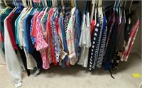 T - LOT OF WOMEN'S TOPS SIZE S/M (M41)