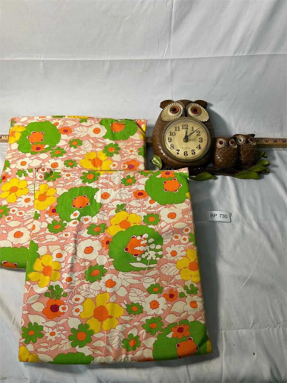 VTG Mid Century Cushions and Owl Clock
