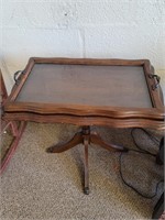SMALL TABLE - 21" X 14" X 20"H WITH TRAY TOP