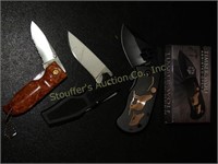 3 Pocket Knives -1 marked Timber Wolf