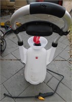 ROLLING GARDEN SPRAYER