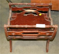 VINTAGE WOOD NEWSPAPER/MAGAZINE RACK