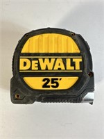 DeWalt 25 foot Premium tape measure