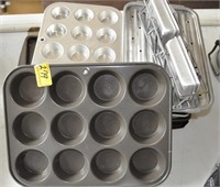 MUFFIN PANS