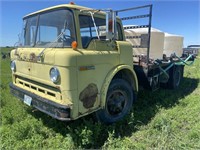 ford 750 cab over deck truck with tanks, READ DESC