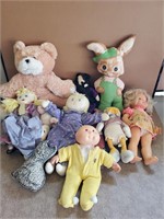 Vintage cabbage patch and more dolls