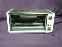 Black & Decker Toast-R-Oven/Broiler