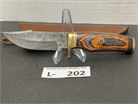 Damascus Style Knife w/Sheath approx 3.5"