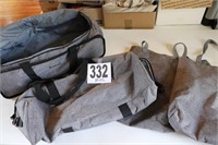 Duffle & Tote Bags(R4)