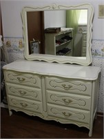 Vintage White Painted 6 Drawer Dresser