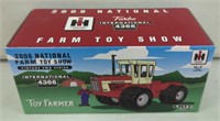 IH 4366 4wd Toy Farmer 2006 NIB 1/64