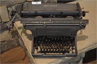 Antique Underwood typwriter