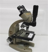 Vickers Microscope