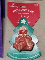 Hallmark - Barbie Holiday Pin