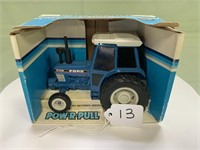 Ford 7710 Pow-R-Pull 1/32 NIB