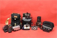 Camera Lot; Winpro 35, Minolta Freedom Zoom