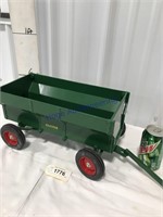 ERTL Oliver wagon 1/8 scale
