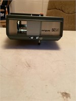 Vintage Argus automatic 541 slide projector runs