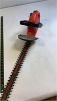 Black & Decker 22in Type 1 Corded Hedge Trimmer