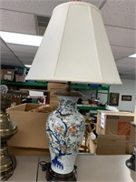 32 “ PAINTED POTTERY TABLE LAMP W/ CRACKLE FINISH