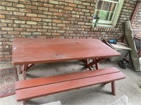 PICNIC TABLE W/ 2 BENCHES