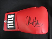 THOMAS TOMMY HEARNS SIGNED BOXING GLOVE