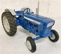 1/16 Ford 3000 Repainted Tractor