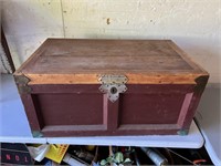 HEAVY DUTY WOODEN TRUNK