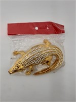 Gold Alligator belt buckle w/rhinestones