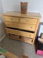 Four-drawer Maple Dresser