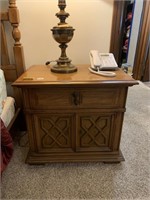 THOMASVILLE SIDE TABLE 24" H X 26" W X 17" D