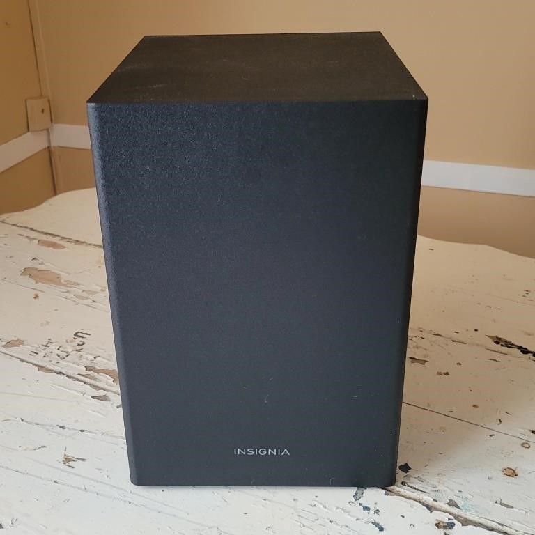 Insignia Subwoofer Speaker