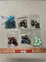 INTERSTING LOT CHESSEX POLYHEDRAL 7 DIE DICE SET