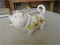 Japan Artware Gravy Pig