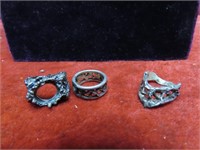 (3)Silver rings.