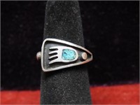 Silver & Turquoise ring. Native American.