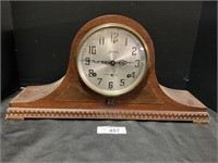 Vintage Sessions Silent Chime Mantel Clock.