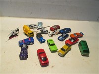 LOT ASSORTED HOT WHEELS, TOY CARS, CHOPPERS
