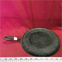 Vintage Cast Iron Griddle (9 1/2")