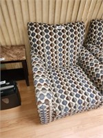 MODERN DESIGNED UPHOLSTERED ACCENT CHAIR