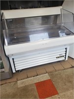 TRUE 48" SELF CONTAINED REFRIGERATED OPEN CASE