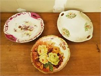 3 Vintage Decorative Plate lot with hangers