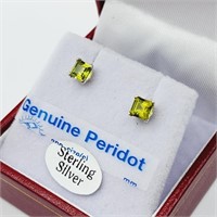 Sterling Silver Natural Peridot (0.70ct) Earring,