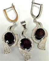 $360 Silver Garnet And Cz Pendant And Earring Set