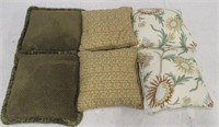 Lot of 6 Throw Pillows (3 sets of 2)