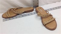 D1) WOMENS FLAT SPARKLY SANDALS, SIZE 8.5