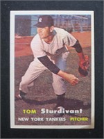 1957 TOPPS #34 TOM STURDIVANT YANKEES