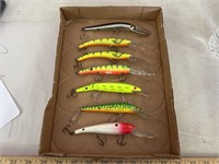 Diving crank baits