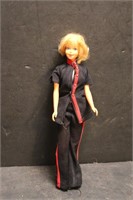 Vintage 1966 Barbie - Blonde Hair