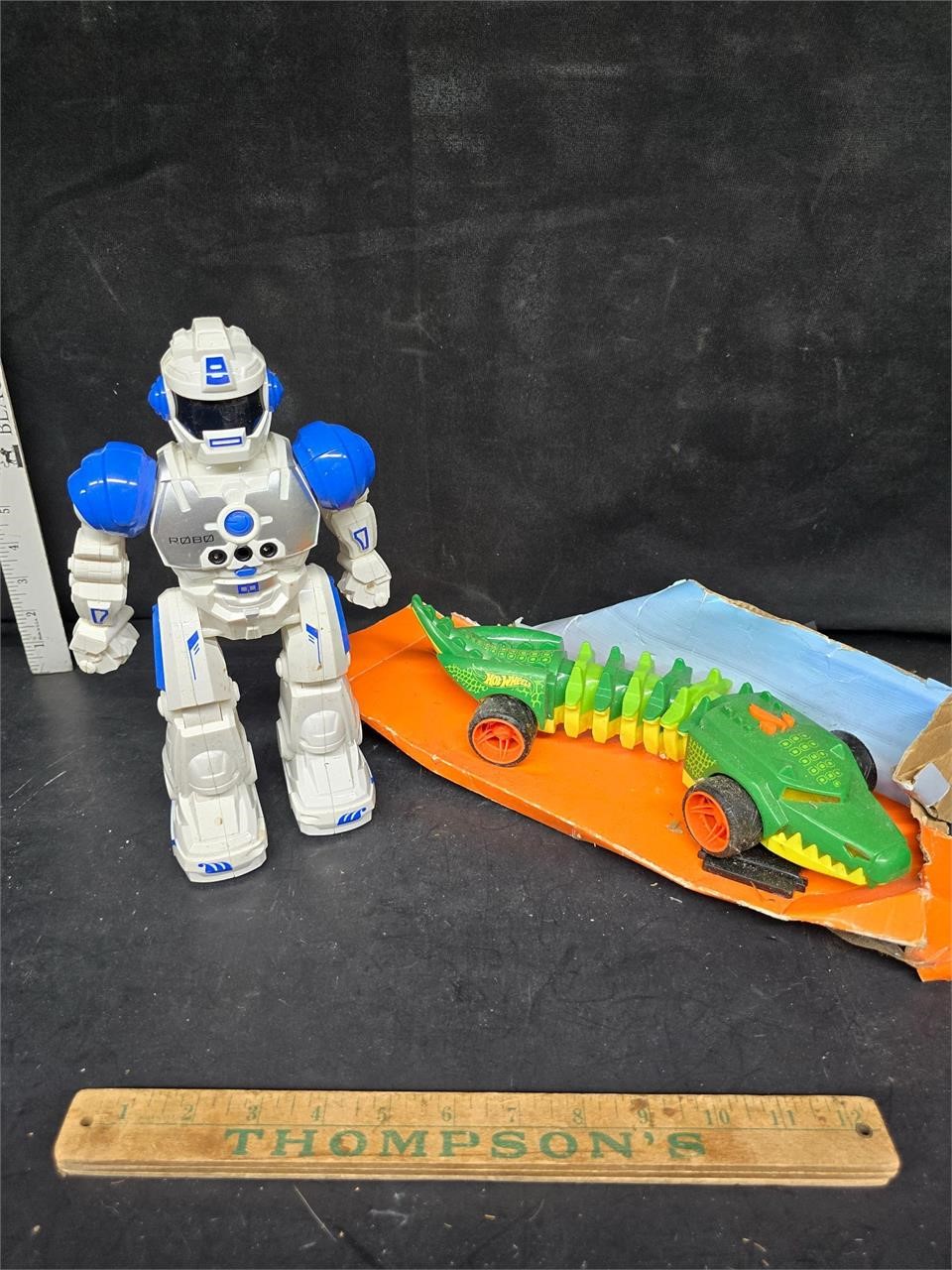 Robo, Hot Wheels Mutant Machines toy